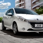 peugeot_208_2013