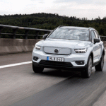 271699_Volvo_XC40_Recharge_P8_AWD_in_Glacier_Silver copia