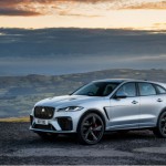 JAGUAR F-PACE SVR 22MY_Ionian Silver Com Black Pack