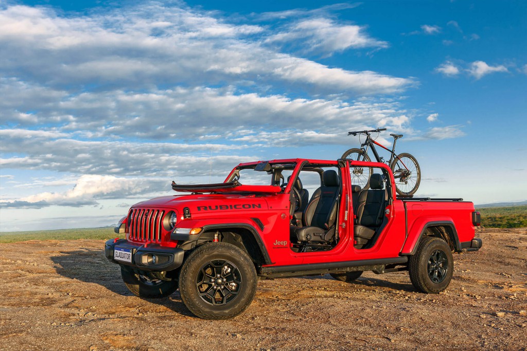 Jeep-gladiator-terreno-rochoso-full