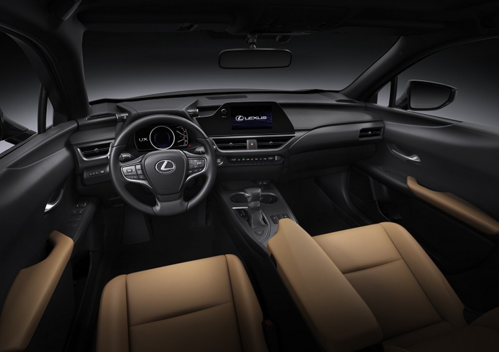 lexus_novo_interior_ux250h-20112224