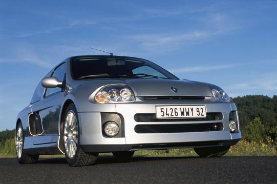 Story_-_Renault_Sport_a_passion_for_high_performance_road_cars (3)