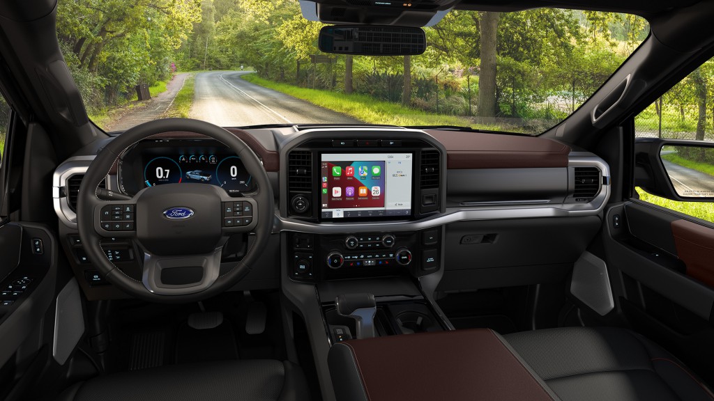 Ford F-150_Lariat_Interior_1